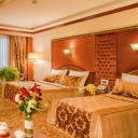 اتاق دوتخته دبل پانوراما با تراس هتل گلدن پالاس مشهد