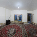 اتاق پنج نفره ترنج طبقه همکف (سرویس فرنگی و حمام) اقامتگاه بومگردی دهکده بوژان نیشابور