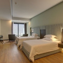 اتاق چهارتخته فامیلی کانکت دیلاکس جنگل طبقات 9 تا 18 هتل آراز نوشهر