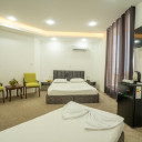 اتاق سه تخته تراس دار (منظره دریا) هتل نسیم نوشهر