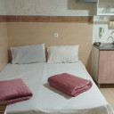 سوئیت چهار تخته یک خوابه خانه مسافر سرائی(نفیس) قم