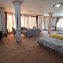 اتاق شش تخته هتل نور سنقر