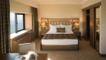 هتل موون پیک (Movenpick)