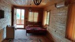 اقامتگاه بومگردی یونا