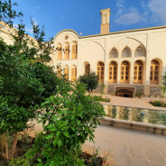 اقامتگاه سنتی اشکوب کاشان