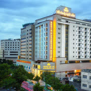 هتل نگین پاسارگاد مشهد