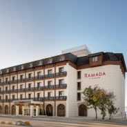 هتل رامادا (Ramada) وان