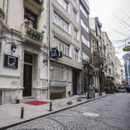 هتل وید The void استانبول