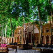 اقامتگاه سنتی باغ خوشنویس مهریز