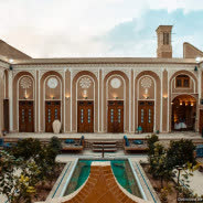 هتل بوتیک دربار یزد