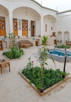 اقامتگاه سنتی سرای تقی خان کاشان