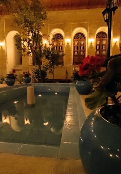 اقامتگاه سنتی عمارت سران شیراز