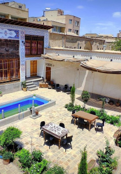 اقامتگاه بومگردی عمارت تاریخی دلگشا اصفهان