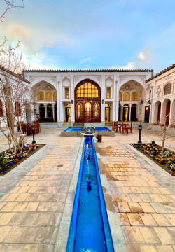 اقامتگاه سنتی زرتاج اصفهان