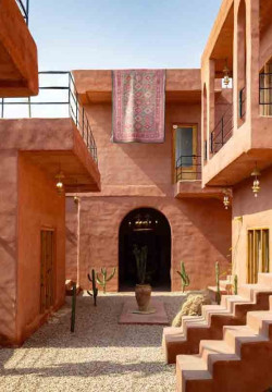 اقامتگاه بومگردی دنسه مریجان قشم