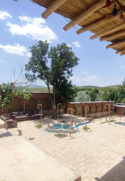 اقامتگاه بومگردی دزپارت اردل شهرکرد