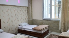 متین