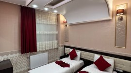 Qhom-firouzeh-4.jpg
