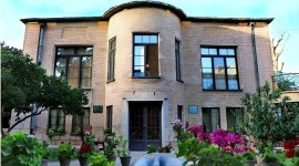 اقامتگاه بومگردی خانه باغ ایرانی شیراز