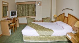 Shiraz-Pars-02.jpg