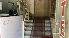 زیبا