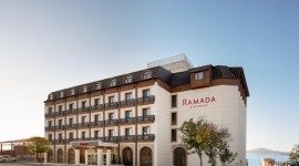 هتل رامادا (Ramada) وان