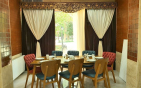 مهمانسرا شهرداری آباده 1