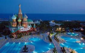 هتل کرملین پالاس (Kremlin Palace) آنتالیا