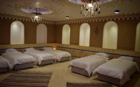 اتاق هفت تخته هتل یلو آران و بیدگل