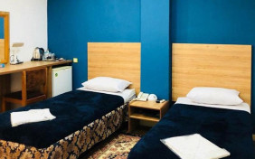 اتاق دوتخته توئین هتل فروغ بندر عباس