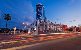 هتل جی آر دبلیو ولموند (JRW Welmond) باتومی