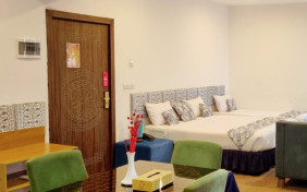 اتاق سه تخته vip هتل ناکو بوشهر