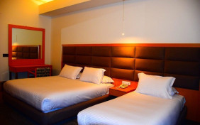 اتاق سه تخته(رو به دریا ) هتل ونوس پلاس چالوس