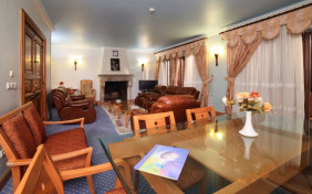 هتل جهانگردی دیزین 1