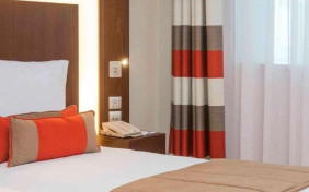 یک تخته سوپریور هتل نووتل البرشا (Novotel Al Barsha) دبی