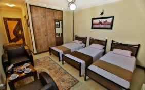 اتاق  سه  تخته هتل مینوسا اصفهان