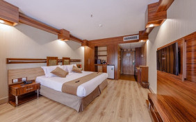 اتاق دو تخته بدون پنجره هتل سفیر اصفهان