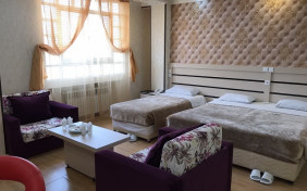 اتاق سه تخته هتل سپاهان اصفهان