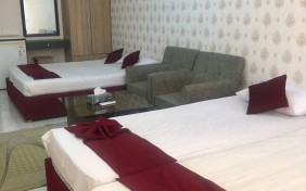 اتاق چهار تخته رو به دریا مجتمع اقامتی همیاران فریدونکنار