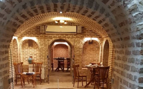 اقامتگاه سنتی درجه یک ارغوان قزوین 3