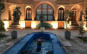 اقامتگاه سنتی درجه یک ارغوان قزوین