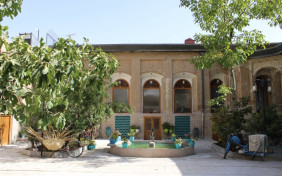 اقامتگاه سنتی نبوی قزوین