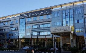 هتل بابا طاهر همدان