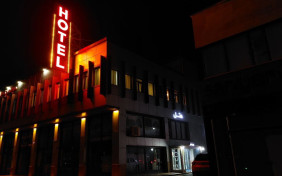 هتل خزر جلفا