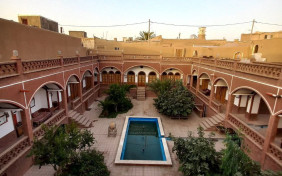 اقامتگاه سنتی فانوس ویونا کاشان