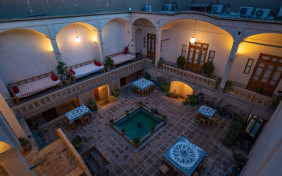 اقامتگاه سنتی کاشانه روشن کاشان 3