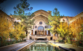 اقامتگاه سنتی خانه عامری ها کاشان