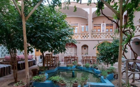 اقامتگاه بومگردی خانه نقلی کاشان 3