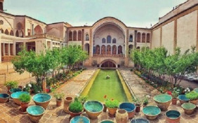اقامتگاه سنتی منوچهری کاشان 1