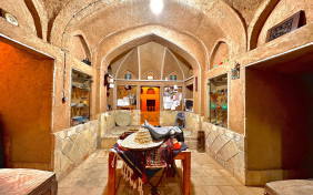 اقامتگاه سنتی سروا کاشان 4